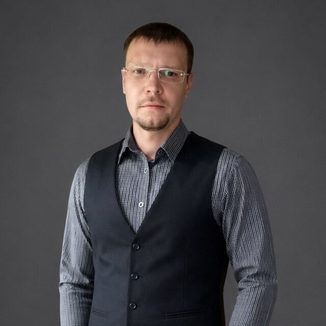 Дмитрий Сизов
